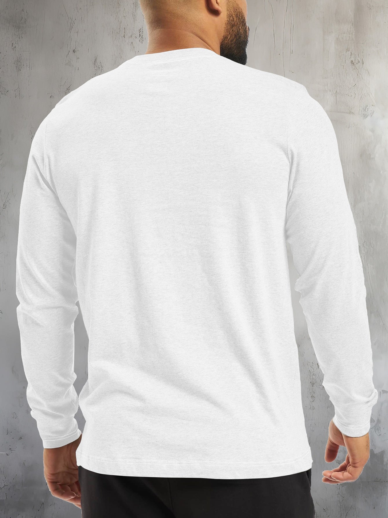 Camiseta Masculina Manga Longa com Estampa "Jesus Is King"